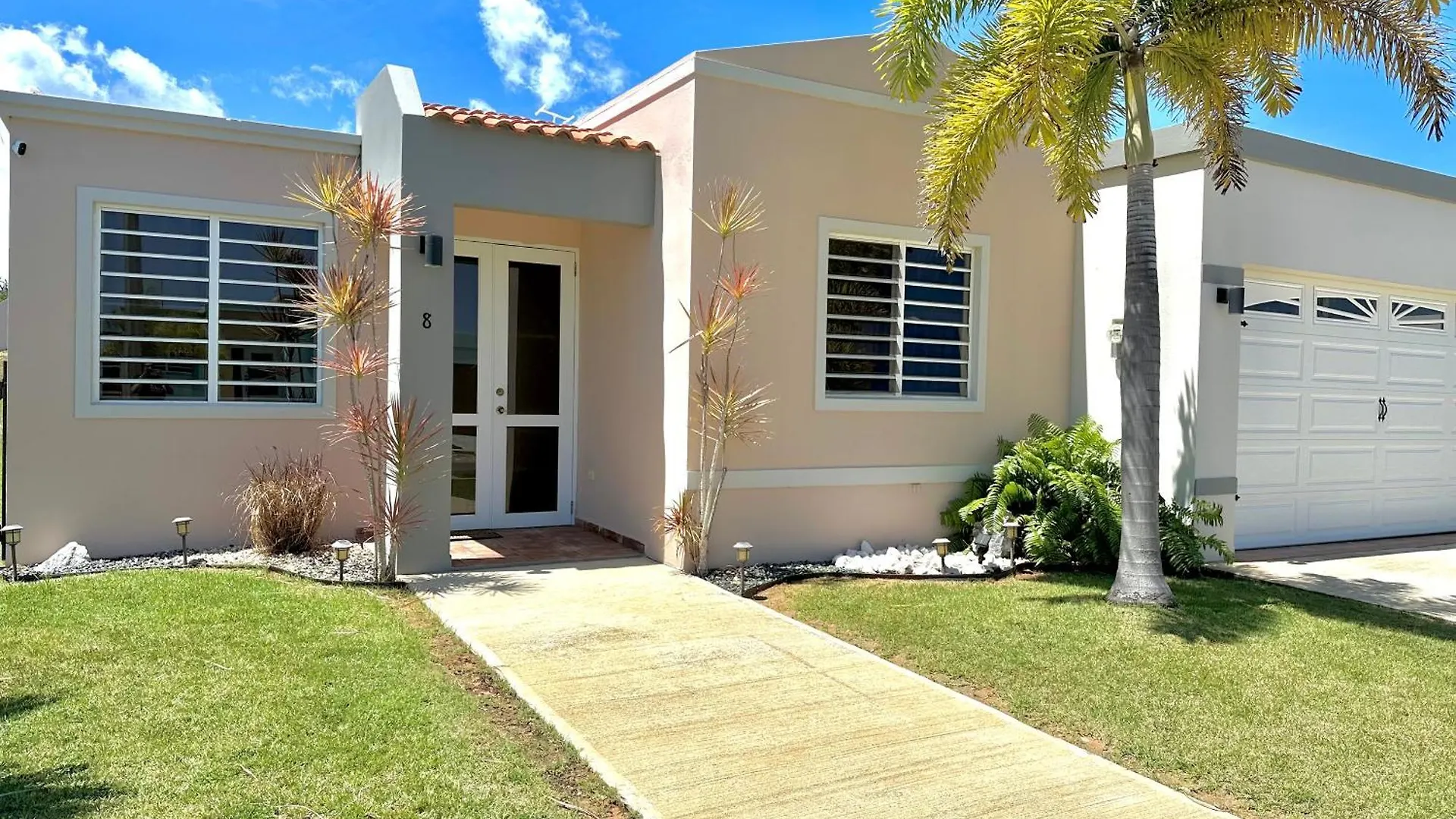 La Casandra Beach House Isabela